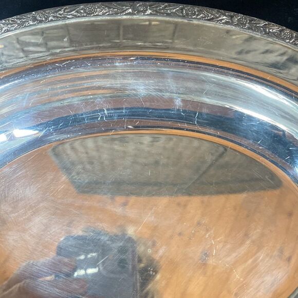 Wm. Rogers & Son 1812 Primrose Silver Plate Platter - Picture 8 of 9